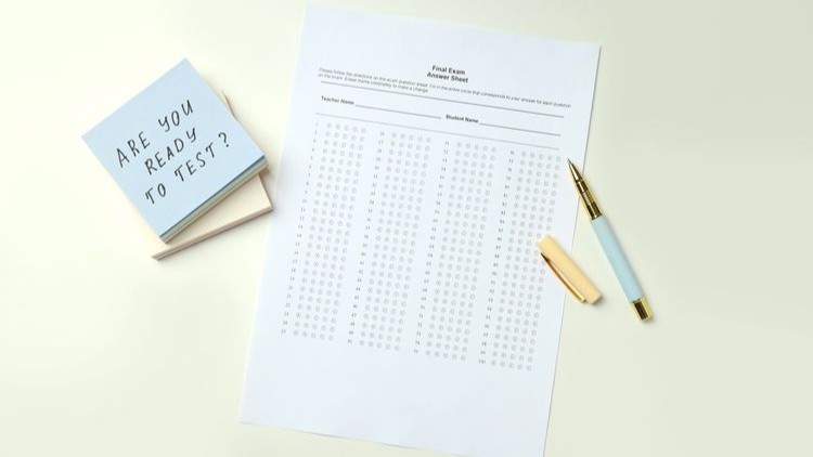 Perbedaan TOEFL iBT dan PBT: Format, Biaya, dan Skor