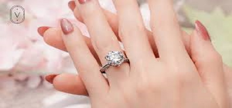 Temukan Diamond Ring Impian Anda di VUE.ID