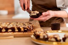 Bisnis kue rumahan sosmed