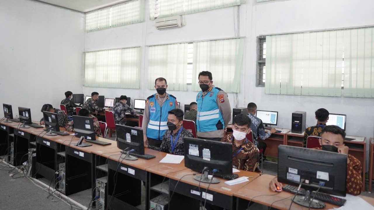 Sistem Seleksi POLRI untuk Wanita: Tantangan dan Peluang