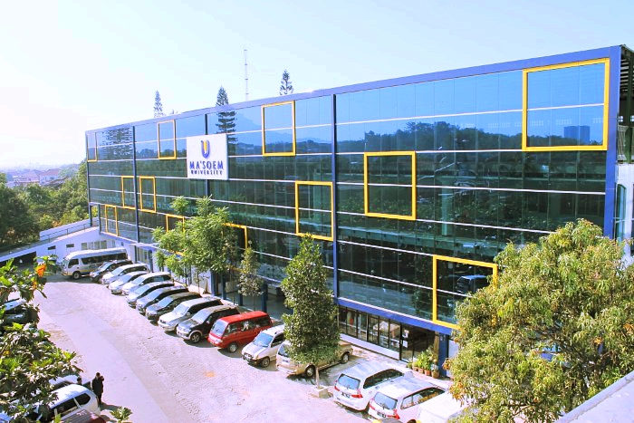 Jurusan Teknik Industri di Bandung: Kuliah Terjangkau dengan Kurikulum Praktis dan Dukungan Dunia Usaha