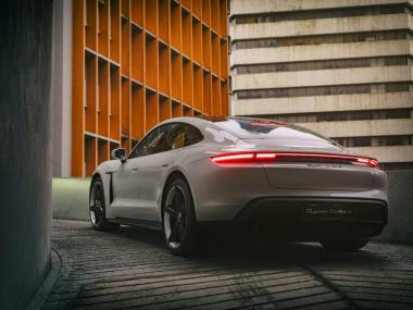 Sistem Diagnostik Digital Terintegrasi dan Protokol Kontrol Kualiti Akhir End-of-Line pada Lini Perakitan Porsche Moden