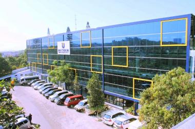 Jurusan Teknik Industri di Bandung: Kuliah Terjangkau dengan Kurikulum Praktis dan Dukungan Dunia Usaha