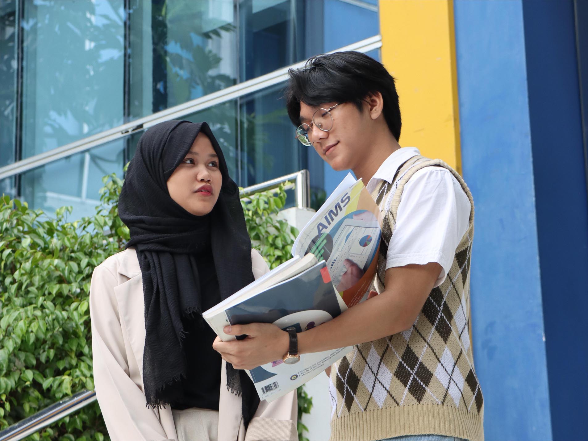 Benarkah Membangun Karier Global Wajib Gelar Konvensional? Ini Faktanya Tentang Kampus Digital 2026!