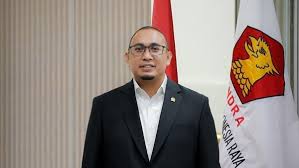 Mengenal Andre Rosiade, Juru Bicara Rakyat Sumatera Barat di Parlemen Nasional