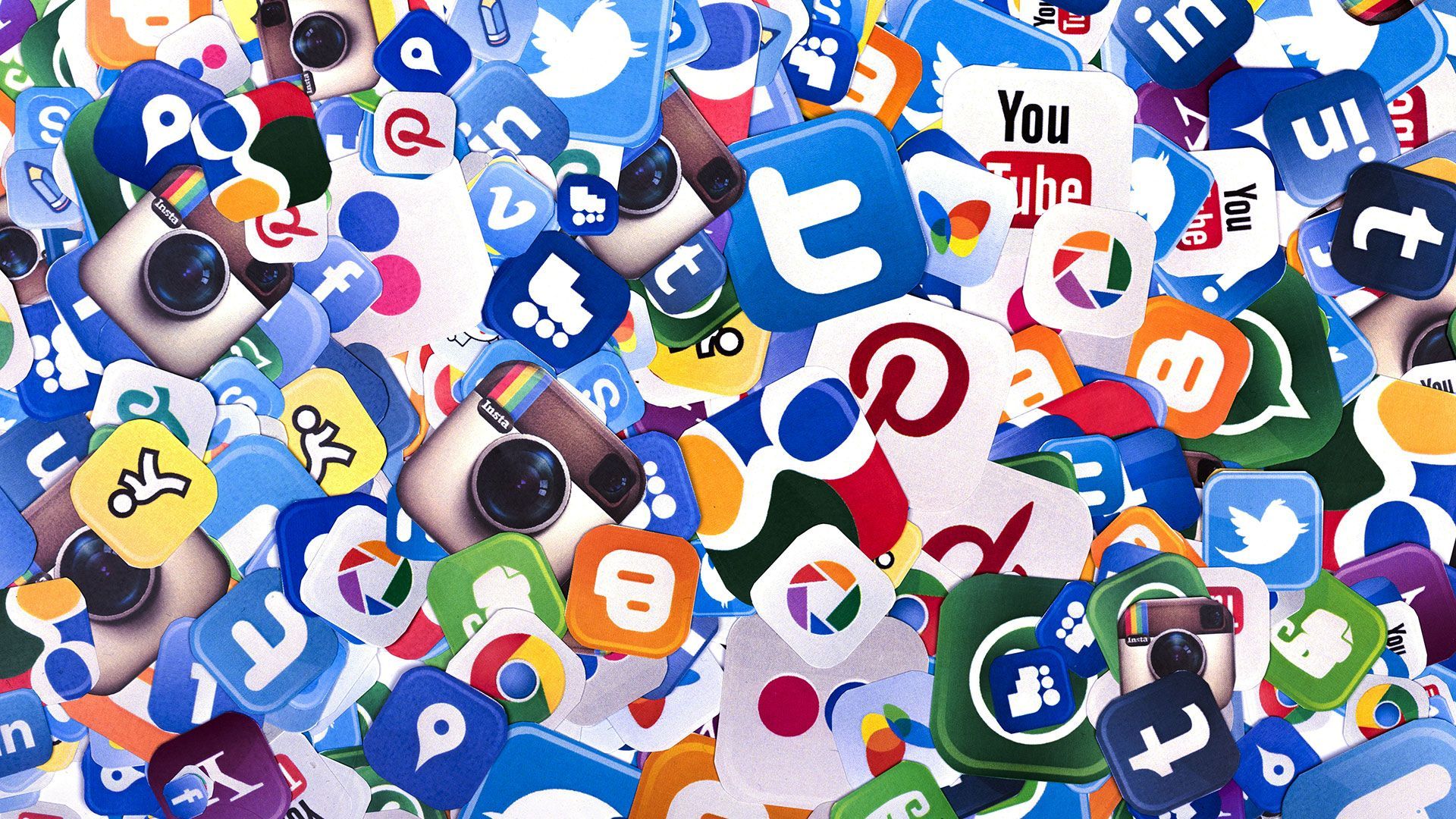 Tips Memilih Tools Monitoring Sosial Media yang Tepat untuk Bisnis Anda