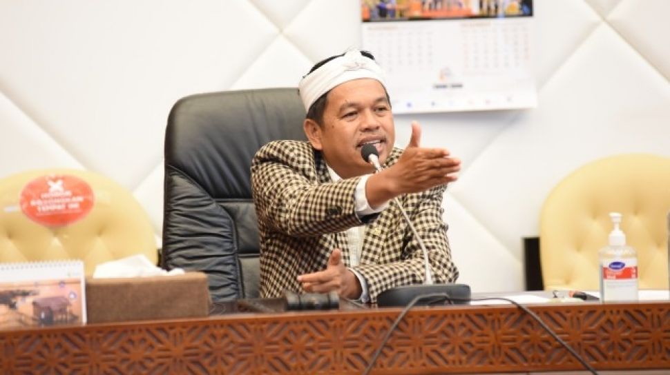 Menggali Lebih Dalam Profil Dedi Mulyadi (Gerindra) Daerah Pemilihan Jawa Barat VII: Jejak Politik dan Ambisi Keberhasilan