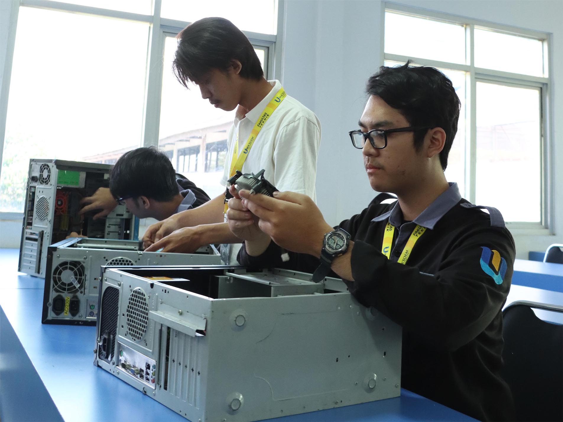 Apa Peran Krusial Teknik Industri dalam Optimasi Proses Bisnis Modern?