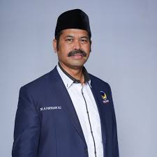 Menggali Jejak Politik: Profil Furtasan Ali Yusuf (Nasdem) Daerah Pemilihan Banten II