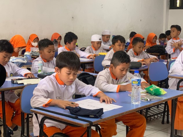 Mengenal Guru-Guru Hebat di SMP Islam Al Masoem Bandung