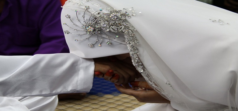 Nasihat Mbah Maimoen Dalam Mencari Istri, Simak Paparannya