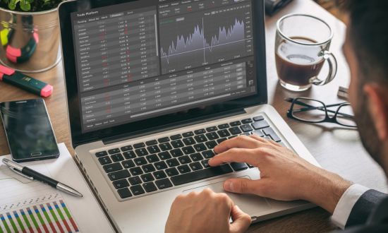 Strategi Efektif untuk Meningkatkan Visibilitas Bisnis Melalui Promosi di Sosmed di Rajakomen.com