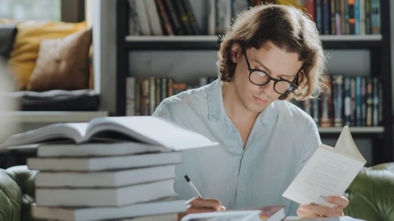 Latihan Reading TOEFL: Perbedaan Teks Akademik dan Non-Akademik