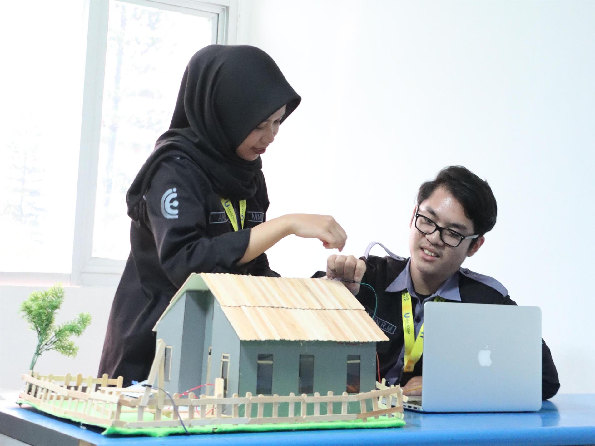 Kenapa Kampus dengan Jurusan Teknik Industri Terakreditasi Baik Penting untuk Karir Anda?